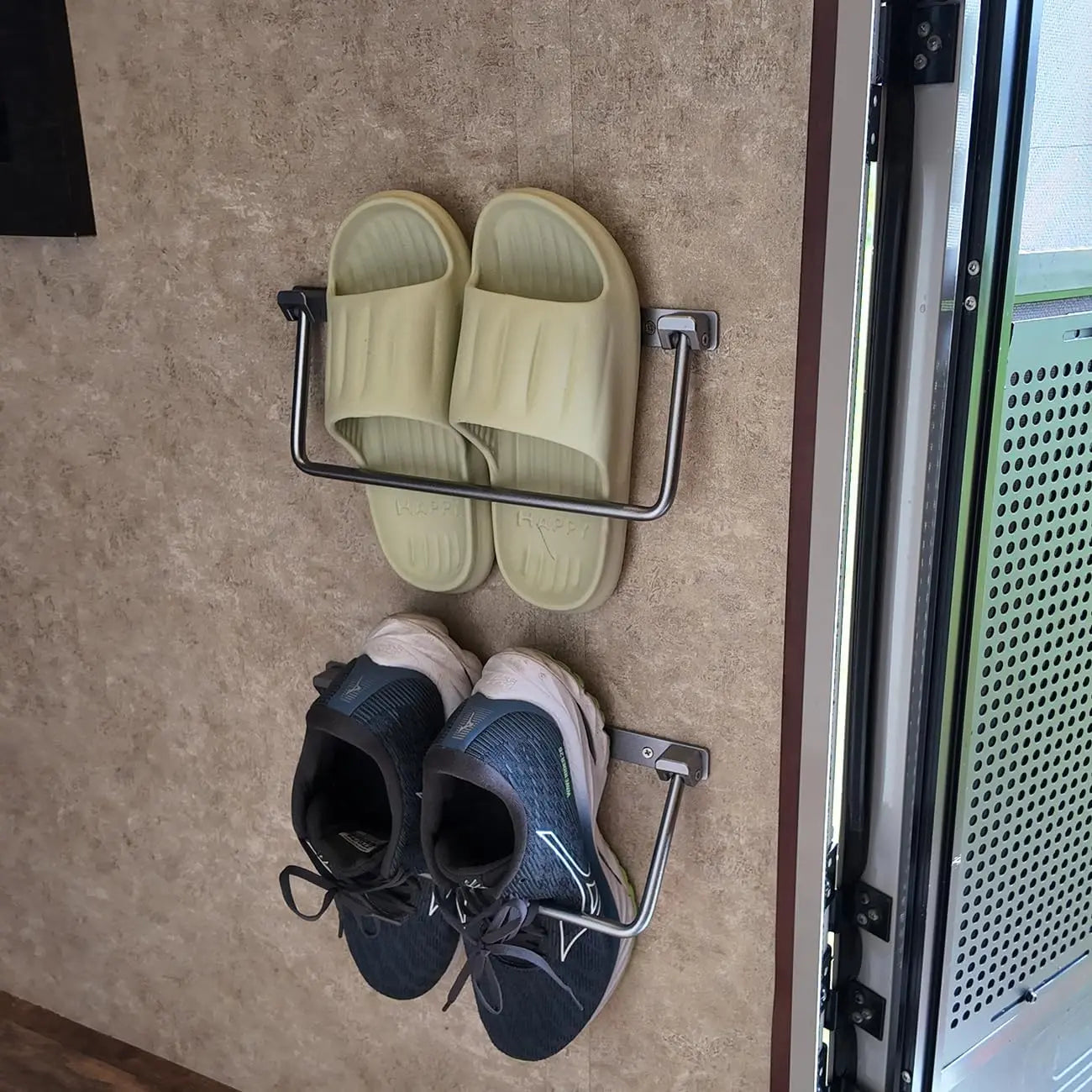Mrorea Foldable Aluminum RV Shoe Rack